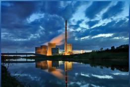 震撼的電廠??！動力特區(qū)?。?/></a><span id=