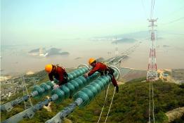 國(guó)內(nèi)最大規(guī)模跨海輸電高塔群投運(yùn)