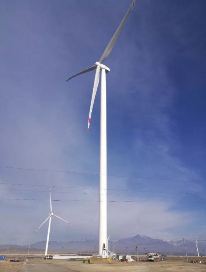 全球首臺(tái)！葉輪直徑140米、塔架高度140米 2.5MW容量級(jí)別機(jī)組并網(wǎng)運(yùn)行！！