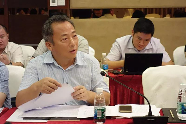 “督察利刃”喻旗：奮戰(zhàn)一線32年，自創(chuàng)斷案法、授課新生代