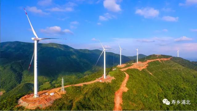 好一個(gè)龐然大物！欽州這個(gè)風(fēng)電站建成這樣啦！