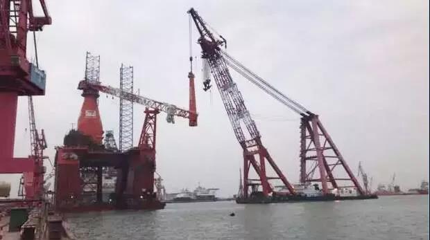 可抗16級(jí)臺(tái)風(fēng)、服務(wù)10MW海上風(fēng)機(jī)！全球首制深潛坐底多功能風(fēng)電工程船交付