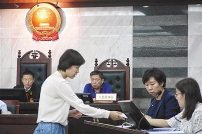 美國特斯拉電動車怎么安全沖出重圍？