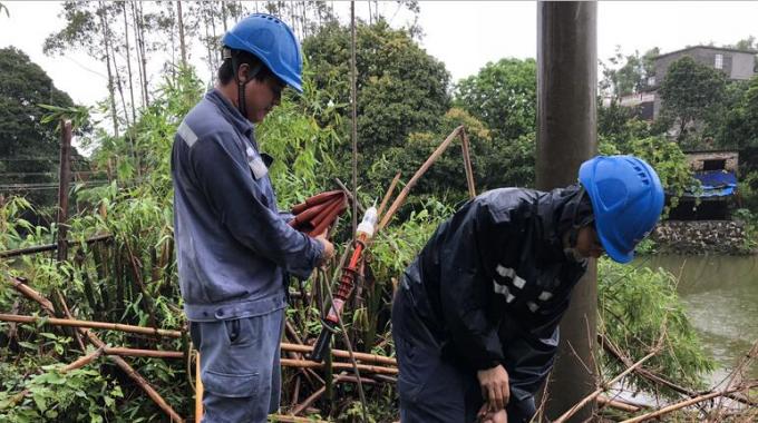      截止9月17日16時(shí)，受臺(tái)風(fēng)“山竹”影響停電的居民全部恢復(fù)供電。