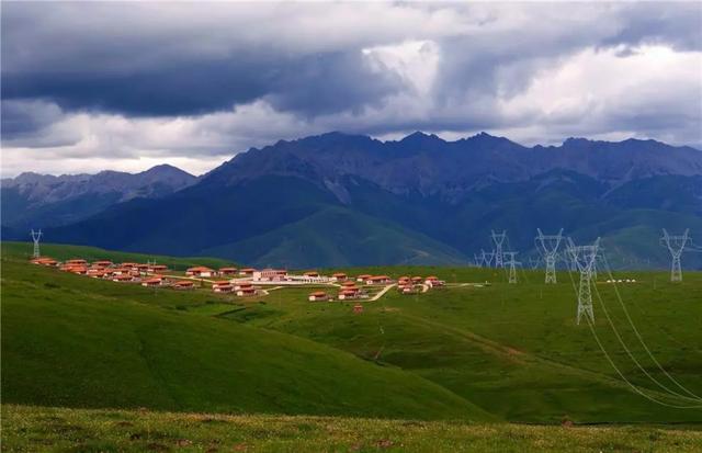極限挑戰(zhàn)！這條“電力天路”正式投入運(yùn)營(yíng)